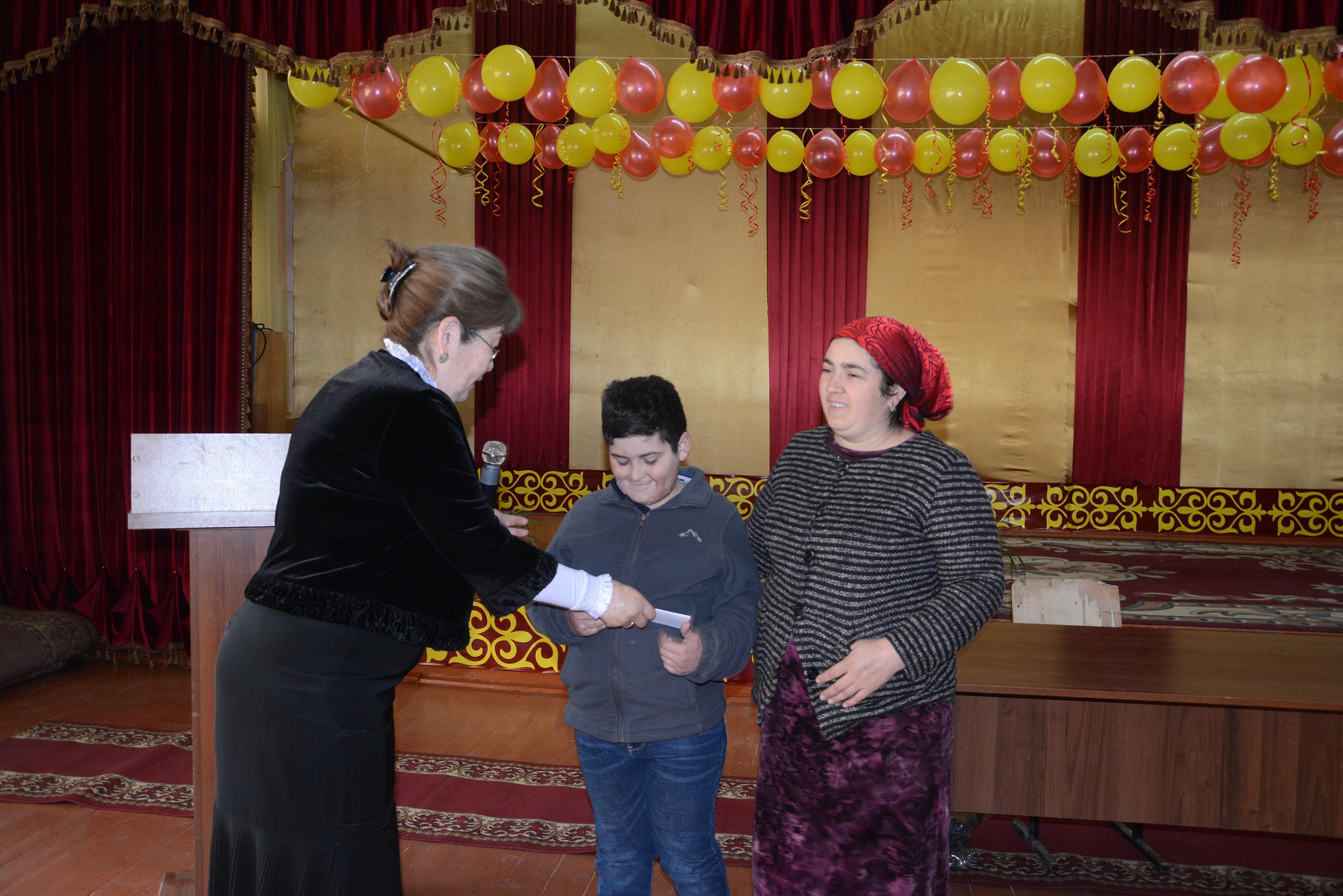 «Балаларға  қуаныш сыйла» қамқорлық акциясы